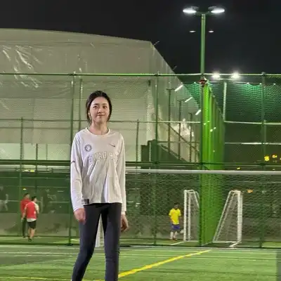 万煜语